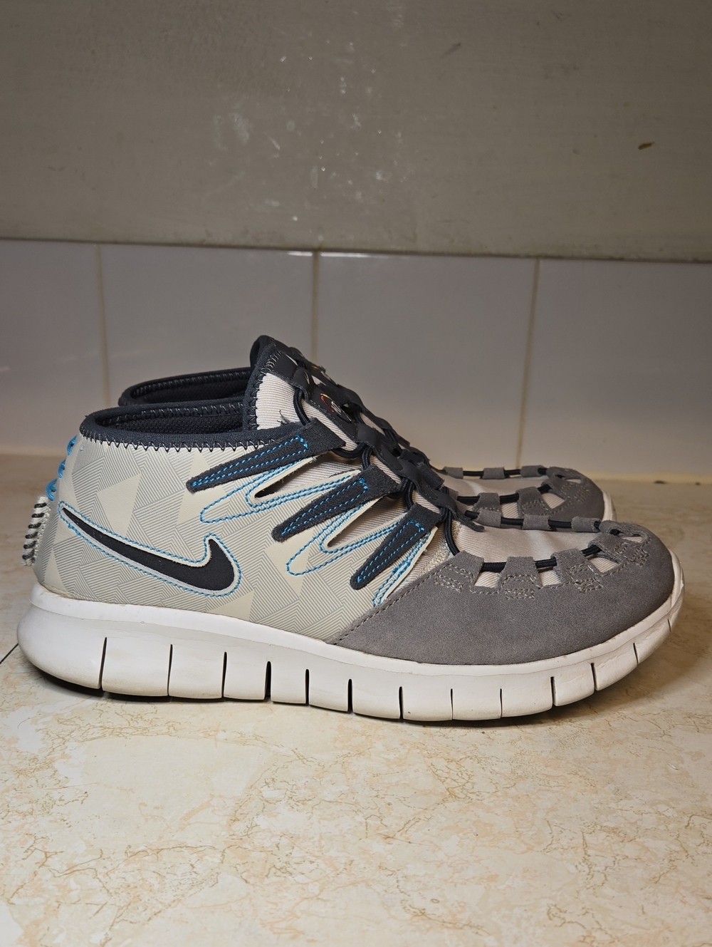 Nike N7 Free Forward Moc Slip On Shoes Gray, Cream And Blue